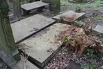 Low Moor (Wesley Place Methodist) Grave Old-R32 CLEGG